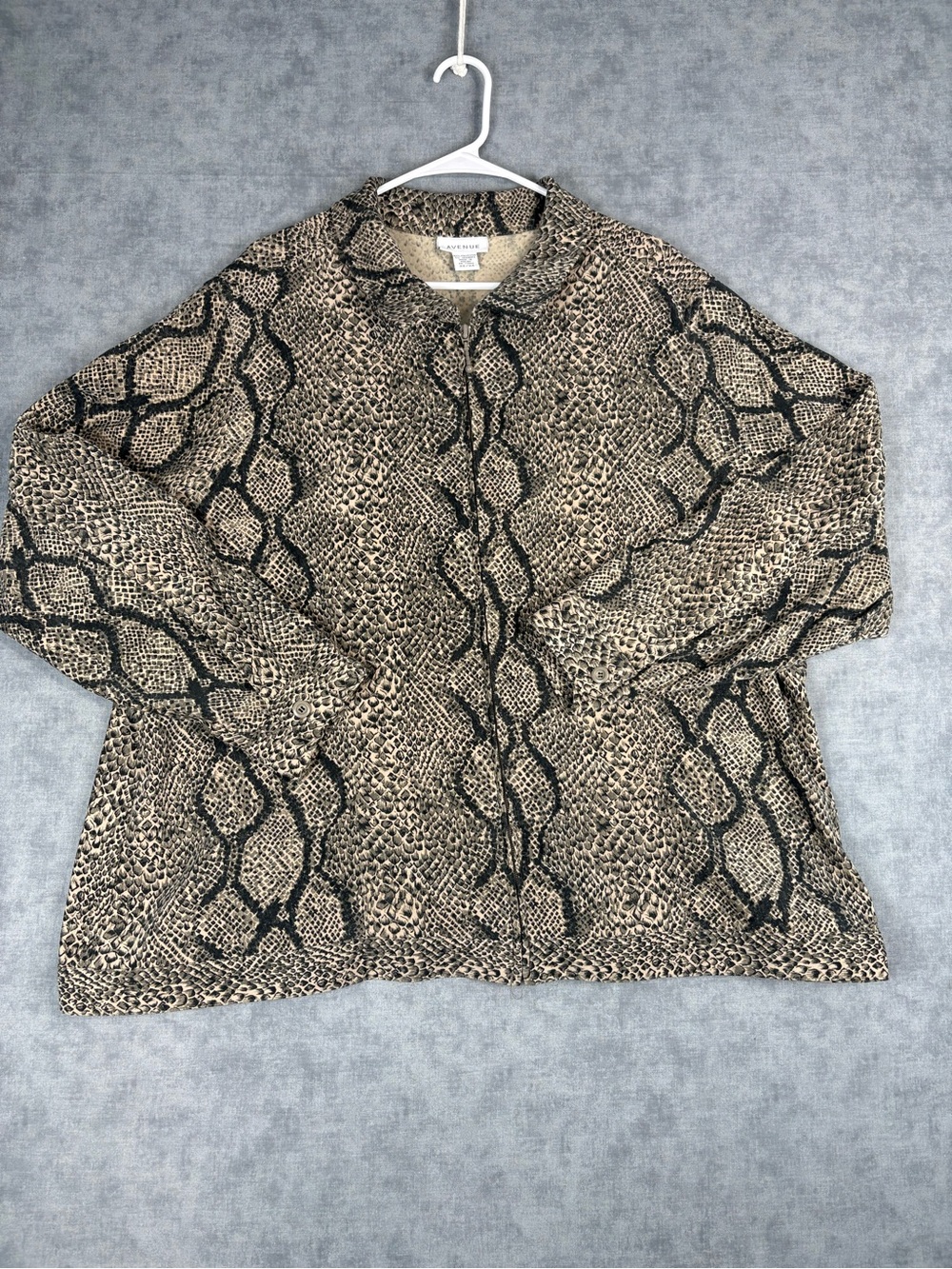 Avenue Womens 22/24 Snake Print Zip Front Jacket Plus Size Stretch Lightweight